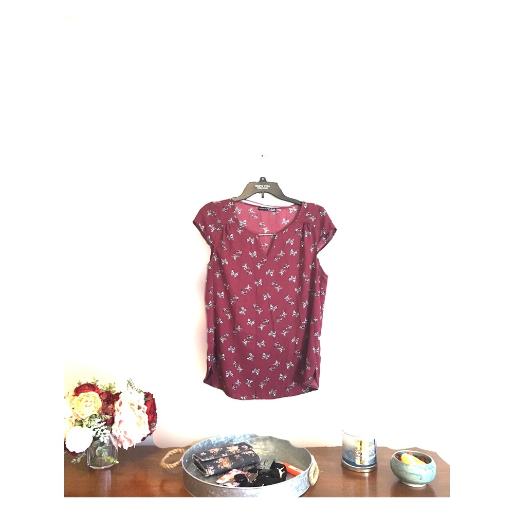 • Cute Maroon Blouse •